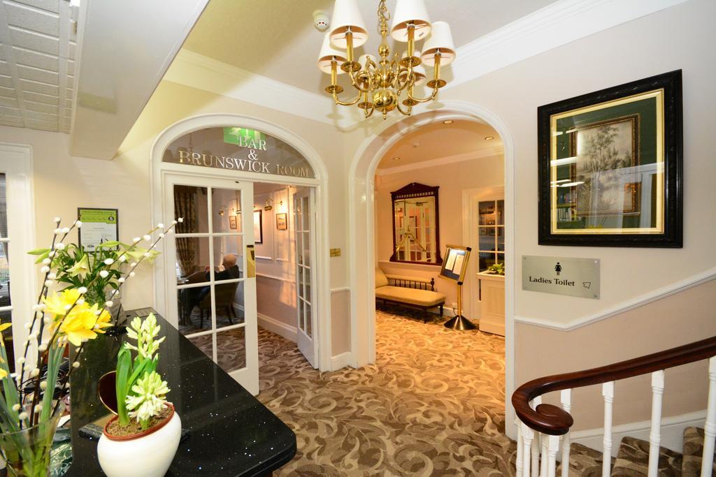 Hotel The Crescent