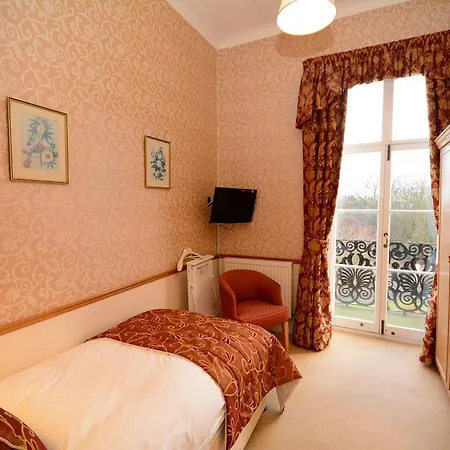 The Crescent Hotel Скарборо Экстерьер фото