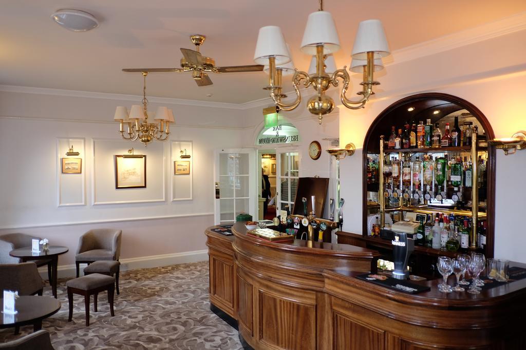 The Crescent Отель 3*