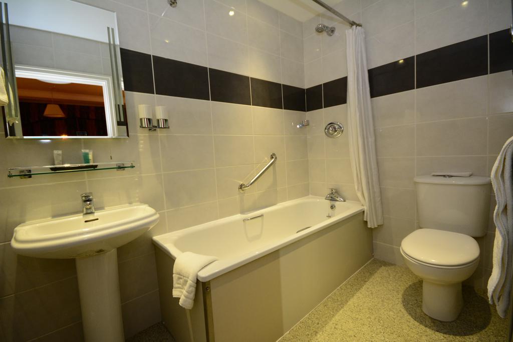 The Crescent 3*